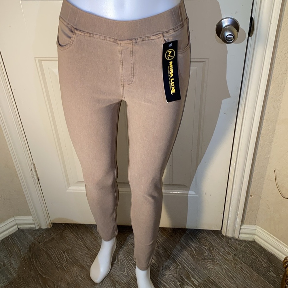 NWT MIRA LUXE L/XL Sexy Jeggings in Tan